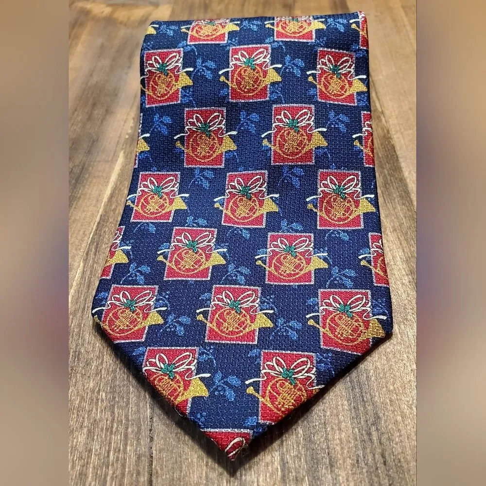 Barbara Blank this tie